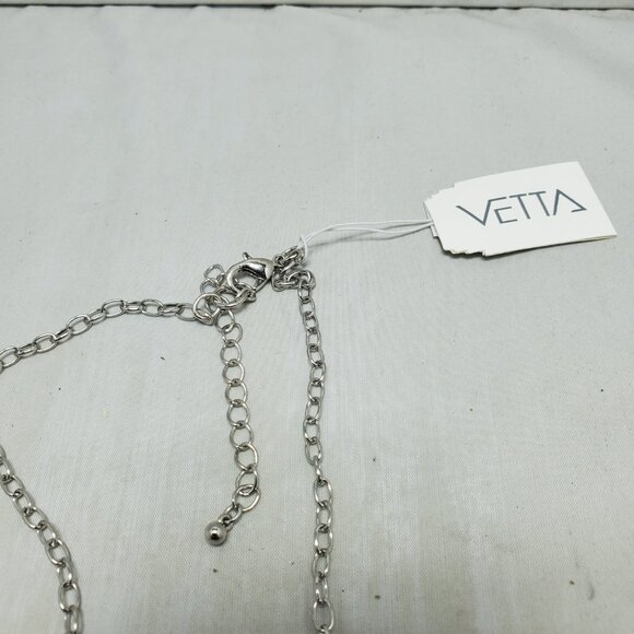 Vetta Silver Circle Wire Wrap Chain Necklace - Picture 5 of 6